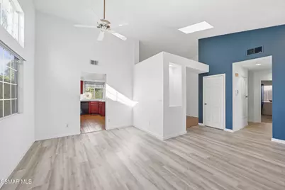 2565 Winthrop Court, Simi Valley, CA 93065 - Photo 8