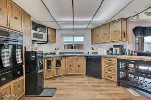 92 Poinsettia Gardens Dr, Ventura, CA 93004 - Photo 4