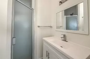 5349 Newcastle Ave, Encino, CA 91316 - Photo 14