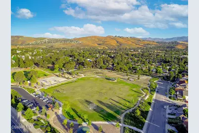 1915 Woodside Drive, Thousand Oaks, CA 91362 - Photo 36