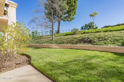 264 Ridgeton Lane #D, Simi Valley, CA 93065 - Photo 26