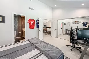 4695 Club View Dr, Westlake Village, CA 91362 - Photo 18