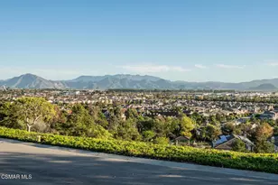 645 Corte Estrella, Camarillo, CA 93010 - Photo 2