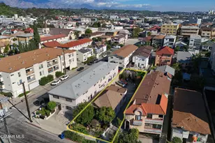 638 N Bunker Hill Ave., Los Angeles, CA 90012 - Photo 1