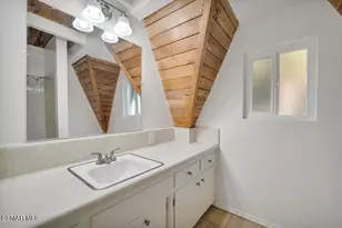 370 Lower Lake Rd, Lake Sherwood, CA 91361 - Photo 34