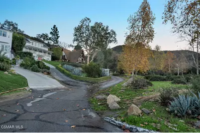 370 Lower Lake Road, Lake Sherwood, CA 91361 - Photo 52