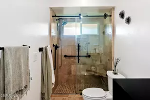 3117 Saddleback Ct, Thousand Oaks, CA 91360 - Photo 10