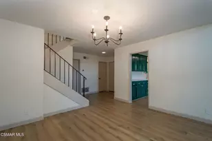 250 Mariposa Dr, Newbury Park, CA 91320 - Photo 10