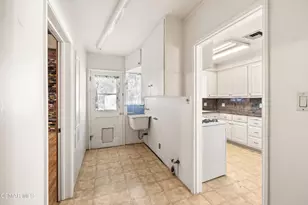 5525 Simpson Ave, Valley Village, CA 91607 - Photo 10