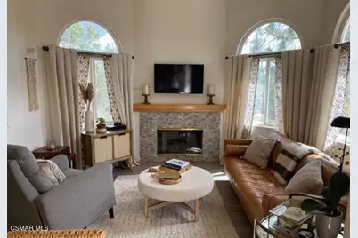 32502 Pinebluff Place, Westlake Village, CA 91361 - Photo 2