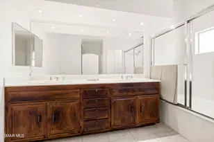 600 Kingswood Ln, Simi Valley, CA 93065 - Photo 18