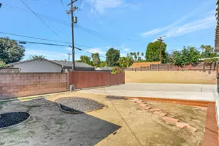 8225 Fallbrook Ave, West Hills, CA 91304 - Photo 36