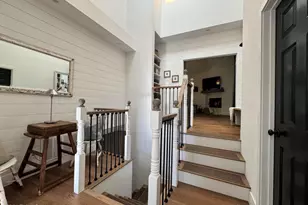 3071 E Hillcrest Dr, Westlake Village, CA 91362 - Photo 16