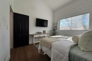 3071 E Hillcrest Dr, Westlake Village, CA 91362 - Photo 32