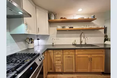 3071 E Hillcrest Drive, Westlake Village, CA 91362 - Photo 10