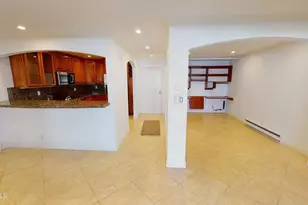 11645 Montana Ave, Los Angeles, CA 90049 - Photo 8