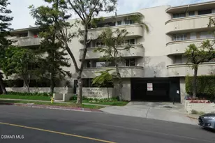 11645 Montana Ave, Los Angeles, CA 90049 - Photo 1