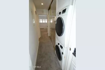 11645 Montana Avenue #220, Los Angeles, CA 90049 - Photo 22