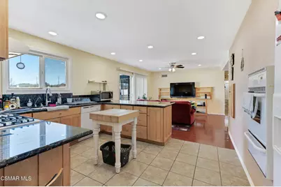 417 W Columbia Road, Thousand Oaks, CA 91360 - Photo 14