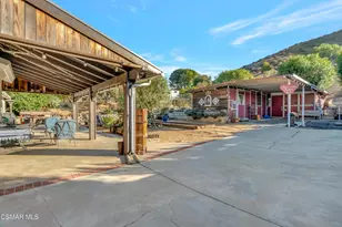 1756 Sunnydale Ave, Simi Valley, CA 93065 - Photo 44