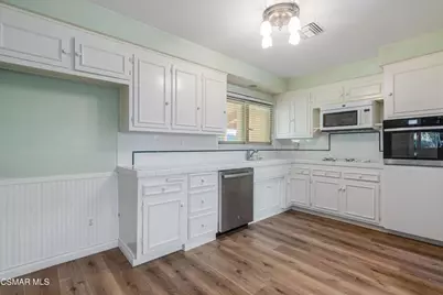 9218 Gerald Avenue, Northridge, CA 91343 - Photo 14