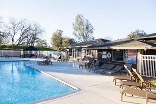 28854 Conejo View Dr, Agoura Hills, CA 91301 - Photo 34