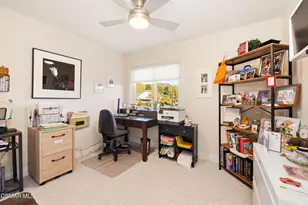 3177 Hidden Creek Ave, Thousand Oaks, CA 91360 - Photo 28