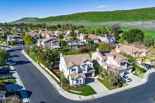 185 Laurel Wood Ct, Simi Valley, CA 93065 - Photo 48