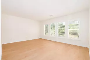 185 Laurel Wood Ct, Simi Valley, CA 93065 - Photo 32