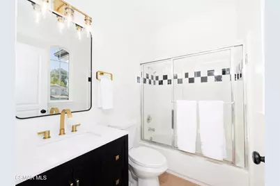 185 Laurel Wood Court, Simi Valley, CA 93065 - Photo 26