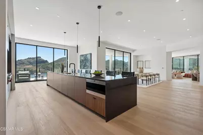 461 Lake Sherwood Drive, Westlake Village, CA 91361 - Photo 10