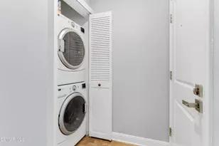 4720 Park Granada, Calabasas, CA 91302 - Photo 24