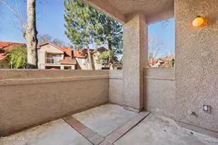 2304 Archwood Ln, Simi Valley, CA 93063 - Photo 18