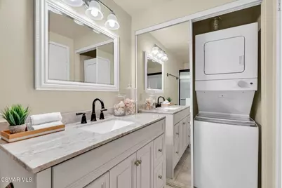 245 Oakleaf Drive #202, Thousand Oaks, CA 91360 - Photo 24