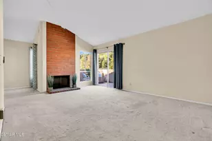 245 Oak Leaf Dr, Thousand Oaks, CA 91360 - Photo 10