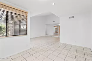 217 Deerwalk Pl, Newbury Park, CA 91320 - Photo 6