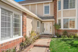 5750 Hempstead Dr, Agoura Hills, CA 91301 - Photo 2