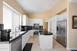 1480 Sappanwood Ave, Thousand Oaks, CA 91320 - Photo 10