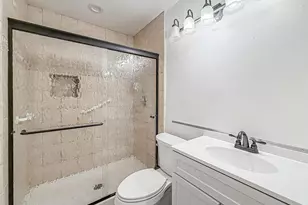 19337 Oak Plaza Ct, Newhall, CA 91321 - Photo 32