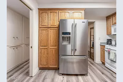 19337 Oak Plaza Court, Newhall, CA 91321 - Photo 14