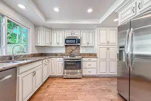 705 Rushing Creek Pl, Thousand Oaks, CA 91360 - Photo 18