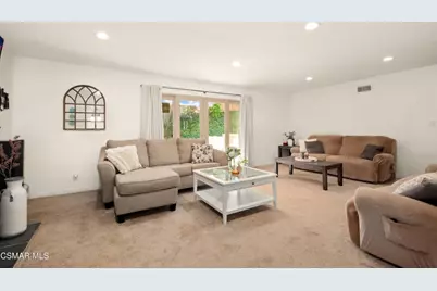 20 Robbins Court, Simi Valley, CA 93065 - Photo 4