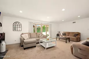 20 Robbins Ct, Simi Valley, CA 93065 - Photo 4