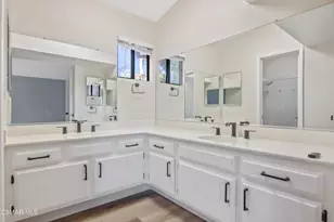 3831 Cottonwood Grove Trail, Calabasas, CA 91301 - Photo 32