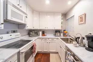 28915 Thousand Oaks Blvd, Agoura Hills, CA 91301 - Photo 10