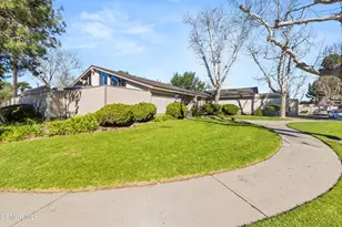 2225 Edelweiss St, Oxnard, CA 93036 - Photo 2