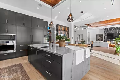 2111 High Knoll Circle, Westlake Village, CA 91362 - Photo 12