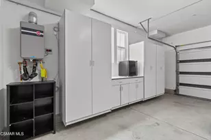 6441 Summit Village Ln, Simi Valley, CA 93063 - Photo 32