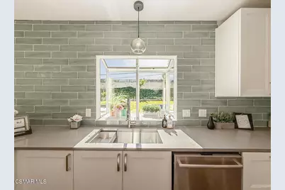 176 W Gainsborough Road, Thousand Oaks, CA 91360 - Photo 6