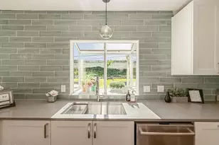 176 W Gainsborough Rd, Thousand Oaks, CA 91360 - Photo 6